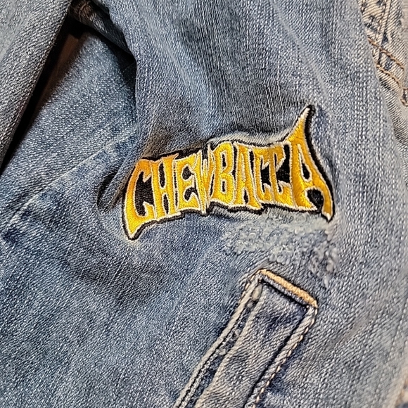 Star Wars Her Universe Princess Leia Women’s Denim Jacket w/ Patches Sz 2 - Picture 3 of 10